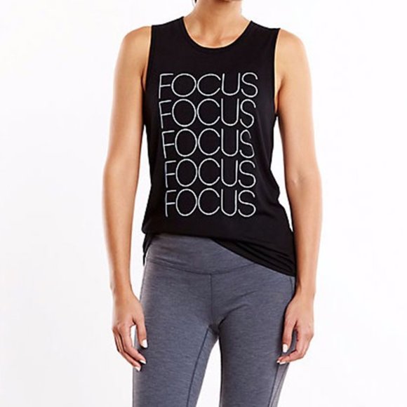 Lucy Tops - Lucy Athletic Focus Graphic Tank Top Size Small